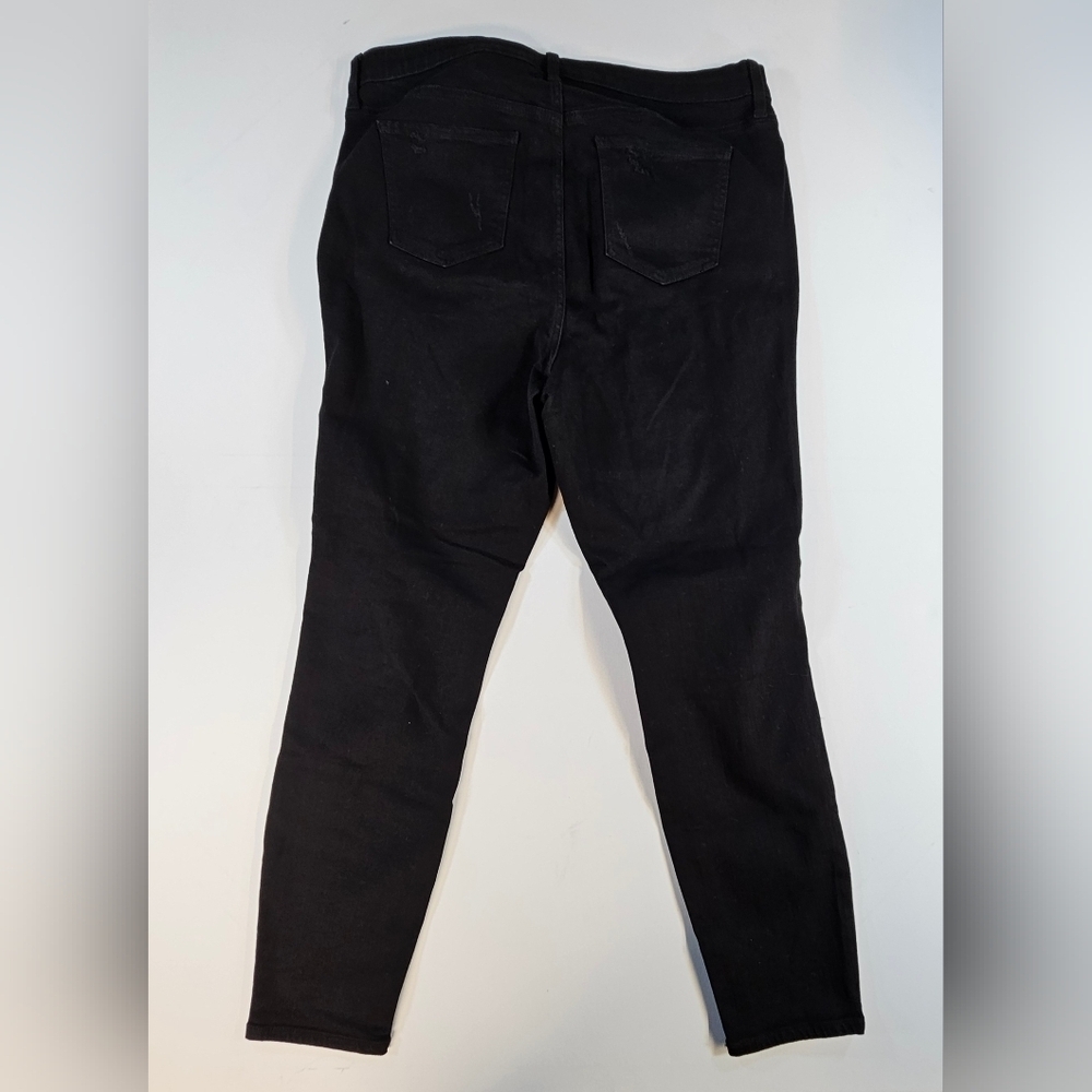 Torrid NWT Premium High Rise Ultra Skinny Regular Black 16 R Patch Jeans - Picture 9 of 9